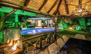 Unieke, mediterrane luxevilla te koop met rustgevend uitzicht op de golfbanen in een begeerde woonwijk in La Quinta, Benahavis - Marbella 48502 