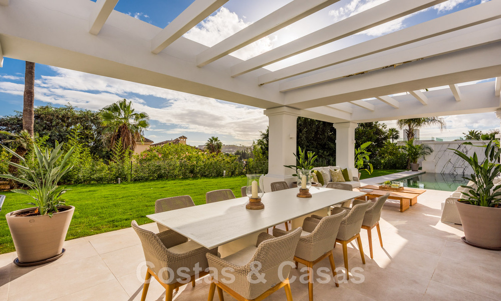 Designervilla te koop omgeven door golfbanen in Nueva Andalucia’s golfvallei, Marbella 48791