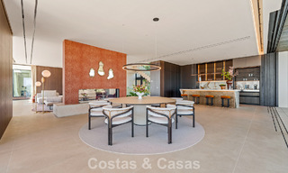 Majestueuze, eigentijdse nieuwbouwvilla te koop met subliem zeezicht in de heuvels van La Quinta te Benahavis - Marbella 786702 