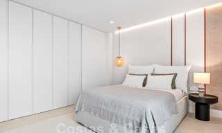 Ruim, gerenoveerd appartement te koop in een strandcomplex met panoramisch zeezicht, op de New Golden Mile tussen Marbella en Estepona 54908 