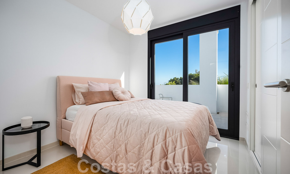 Instapklaar, eigentijds, luxepenthouse te koop met 3 slaapkamers in een beveiligd wooncomplex in Marbella - Benahavis 46477