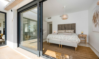 Instapklaar, eigentijds, luxepenthouse te koop met 3 slaapkamers in een beveiligd wooncomplex in Marbella - Benahavis 46478 
