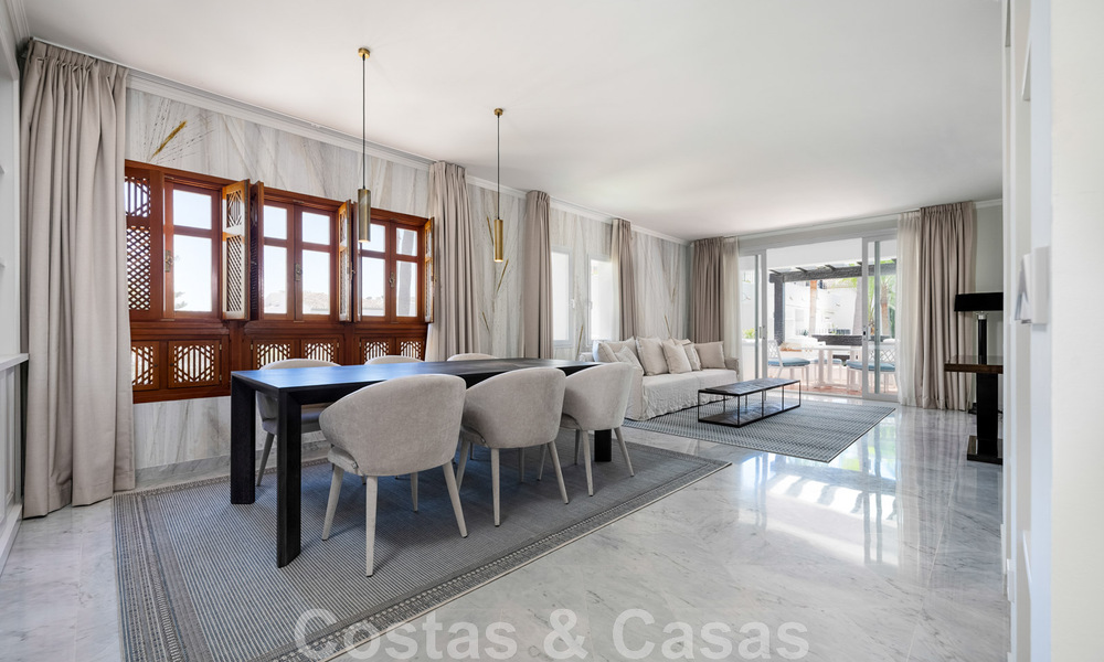 Schitterend 4- slaapkamers penthouse te koop in Puente Romano, op de Golden Mile in Marbella 47721
