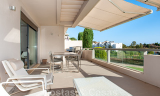 Zeer ruim, licht en modern 3-slaapkamer luxe appartement te koop met open zeezicht in Marbella - Benahavis 46842 