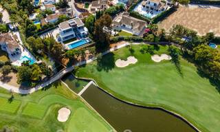 Ruime, verfijnde designervilla te koop, frontlinie Las Brisas Golf in het hartje van Nueva Andalucia, Marbella 47275 