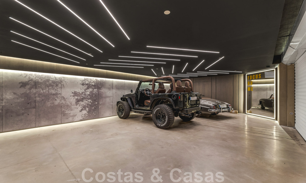 Instapklare, moderne villa te koop ingericht door Tom Ford, met panoramisch zeezicht, dicht bij alle voorzieningen, in het hartje van Nueva Andalucia, Marbella 47213