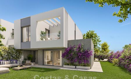 Nieuwe, designer rijhuizen te koop, op een steenworp van het strand in Elviria ten oosten van Marbella’s centrum 47342