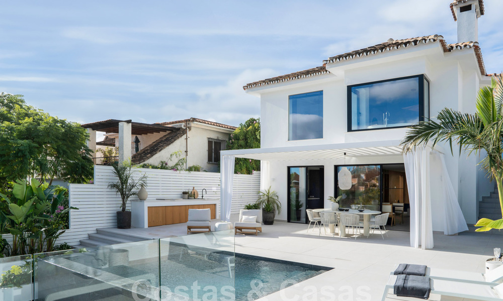 Prachtig gerenoveerde villa, in een Mediterrane stijl met een eigentijds design in Nueva Andalucia, Marbella 61255
