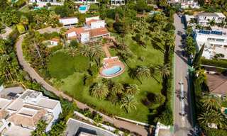 Investeringsopportuniteit! Bouwgrond van bijna 8.000m² te koop in een exclusieve villawijk van Nueva Andalucia, Marbella 47607 