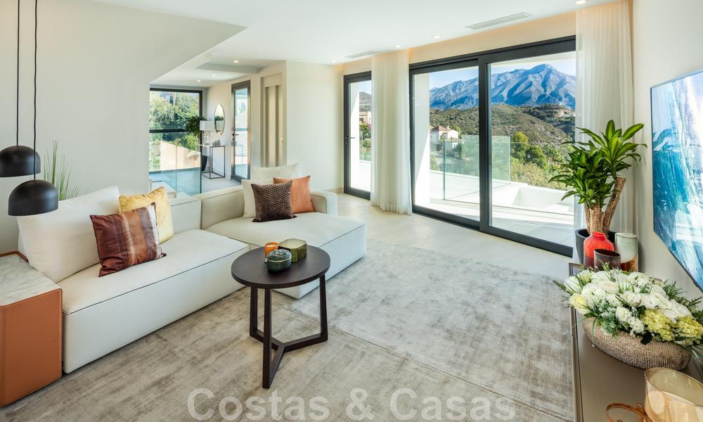 Architectonische luxevilla te koop met panoramisch zeezicht, in een begeerde woonwijk in La Quinta, Benahavis - Marbella 47958