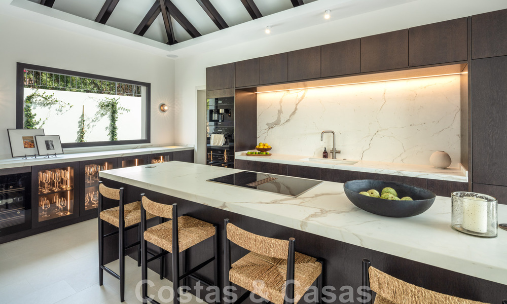 Contemporaine, mediterrane luxevilla te koop in Nueva Andalucia’s golfvallei, Marbella 47930