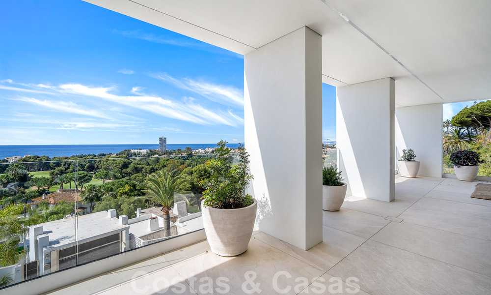 Moderne nieuwbouwvilla met infinity pool en panoramisch zeezicht te koop ten oosten van Marbella centrum 51930