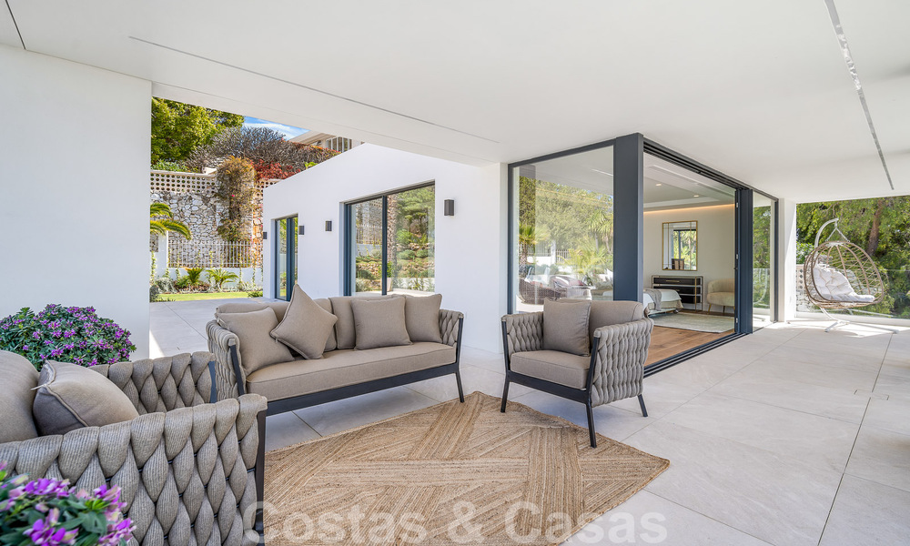 Moderne nieuwbouwvilla met infinity pool en panoramisch zeezicht te koop ten oosten van Marbella centrum 51932