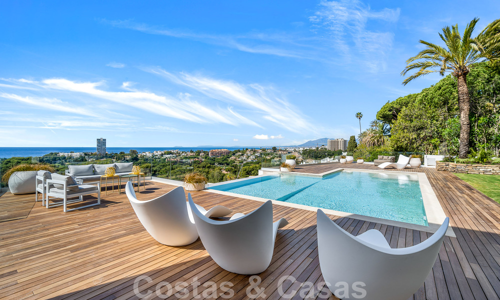 Moderne nieuwbouwvilla met infinity pool en panoramisch zeezicht te koop ten oosten van Marbella centrum 51937