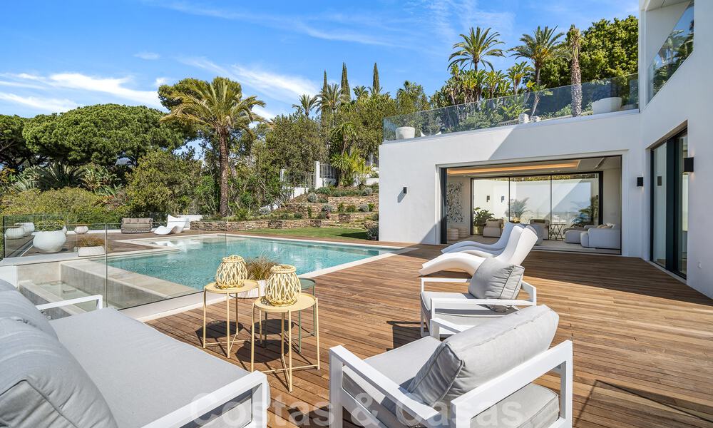 Moderne nieuwbouwvilla met infinity pool en panoramisch zeezicht te koop ten oosten van Marbella centrum 51938
