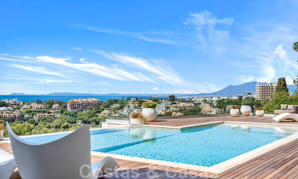 Moderne nieuwbouwvilla met infinity pool en panoramisch zeezicht te koop ten oosten van Marbella centrum 51946