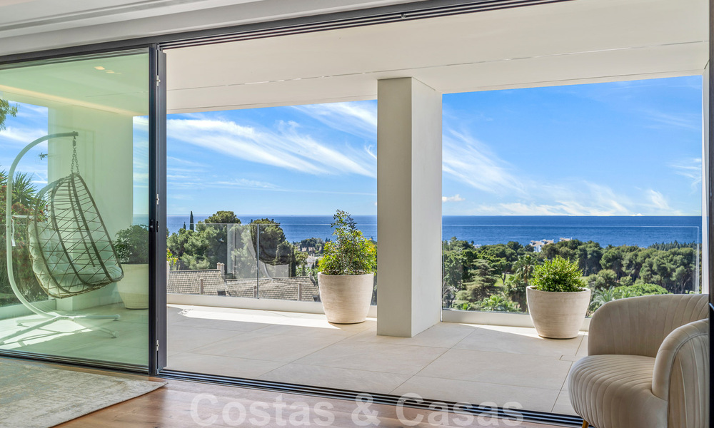 Moderne nieuwbouwvilla met infinity pool en panoramisch zeezicht te koop ten oosten van Marbella centrum 51954