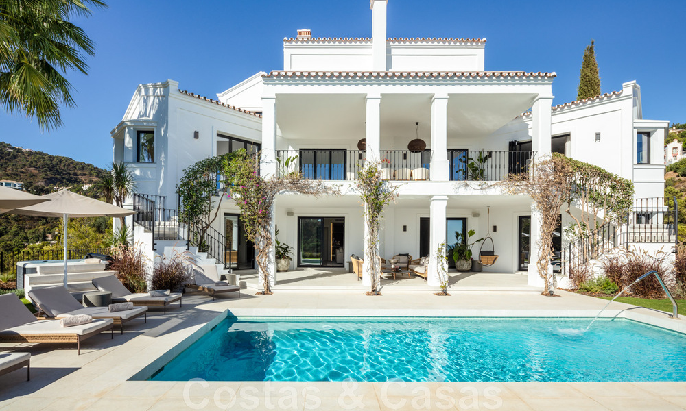 Voortreffelijke luxevilla te koop in een Mediterrane stijl met een eigentijds design op een verhoogde positie in El Madroñal, Benahavis - Marbella 48116