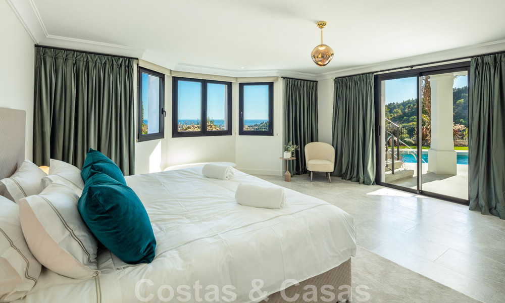 Voortreffelijke luxevilla te koop in een Mediterrane stijl met een eigentijds design op een verhoogde positie in El Madroñal, Benahavis - Marbella 48124