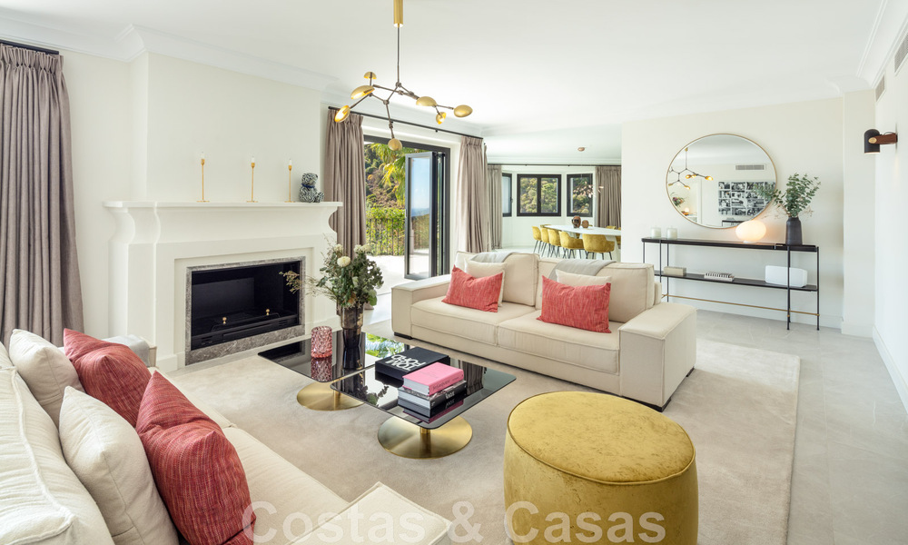 Voortreffelijke luxevilla te koop in een Mediterrane stijl met een eigentijds design op een verhoogde positie in El Madroñal, Benahavis - Marbella 48144