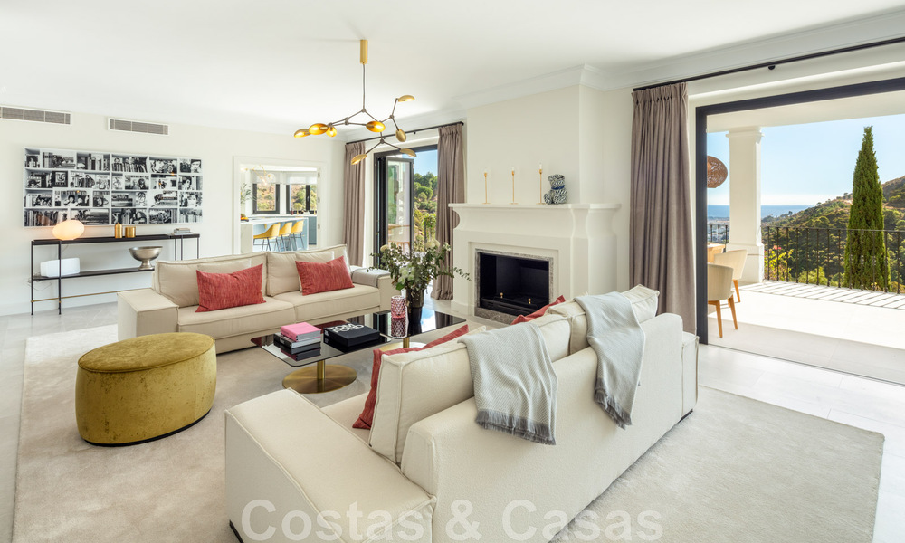 Voortreffelijke luxevilla te koop in een Mediterrane stijl met een eigentijds design op een verhoogde positie in El Madroñal, Benahavis - Marbella 48145