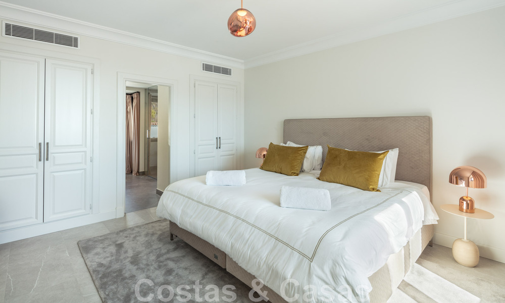 Voortreffelijke luxevilla te koop in een Mediterrane stijl met een eigentijds design op een verhoogde positie in El Madroñal, Benahavis - Marbella 48151