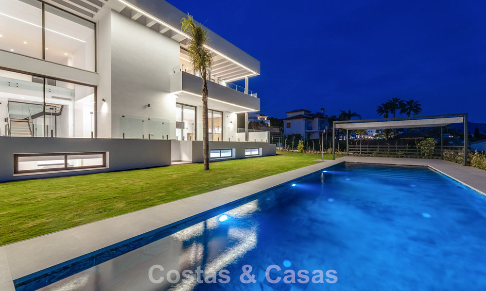 Nieuwe, energie efficiënte designervilla te koop, dicht bij de golfbanen, in Benahavis - Marbella 783147