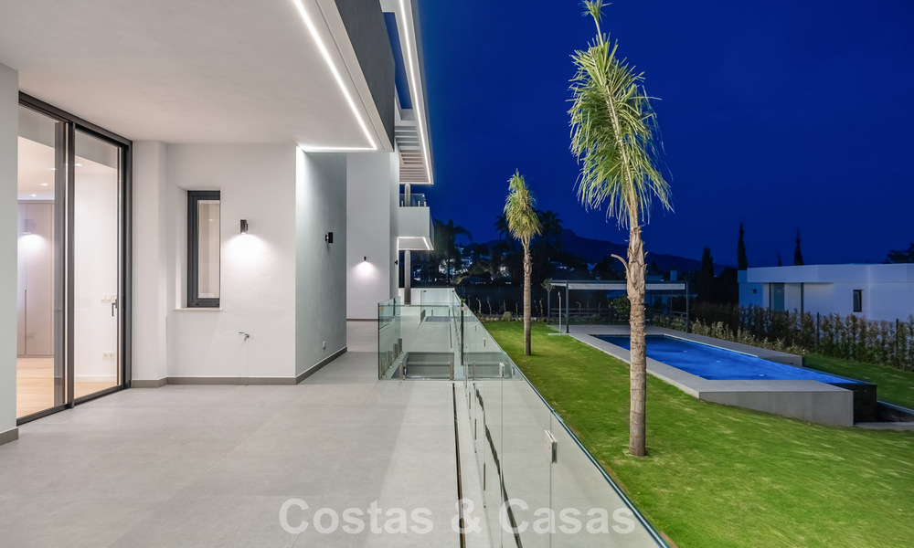 Nieuwe, energie efficiënte designervilla te koop, dicht bij de golfbanen, in Benahavis - Marbella 783148