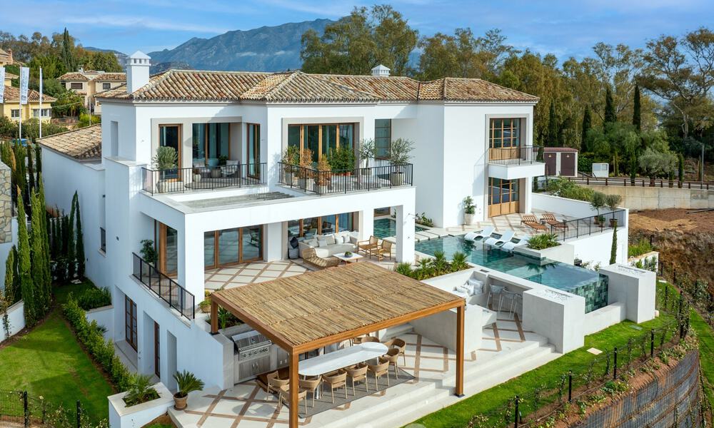 Royale luxevilla te koop met prachtig uitzicht op zee in een vooraanstaand gated community in La Quinta in Benahavis - Marbella 63156