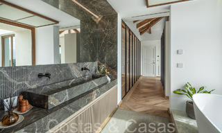 Royale luxevilla te koop met prachtig uitzicht op zee in een vooraanstaand gated community in La Quinta in Benahavis - Marbella 63880 