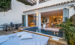 2 exclusieve appartementen te koop met een ruim terras, privézwembad en uitzicht op de La concha berg te Nueva Andalucia, Marbella 50123 