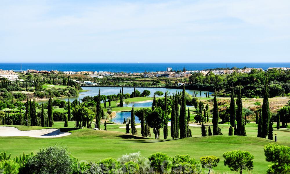 Foto´s van Los Flamingos Golf Resort en onmiddellijke omgeving in Benahavis, Costa del Sol 48903