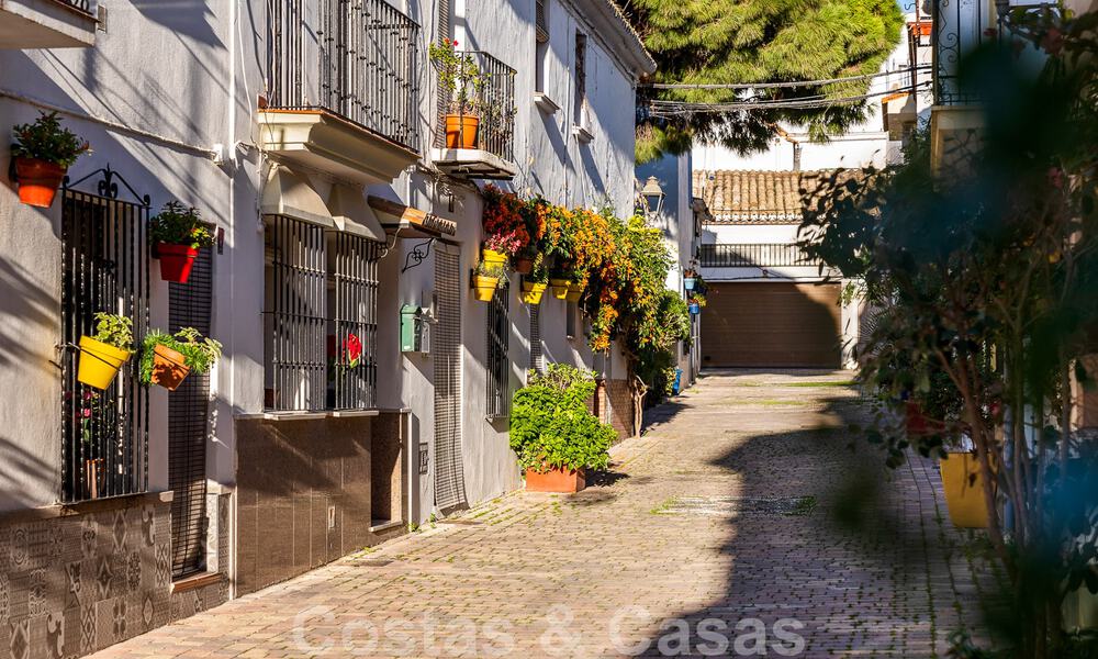 Schitterende townhouse te koop op wandelafstand van alle voorzieningen in het pittoresk oud centrum van Estepona 49845