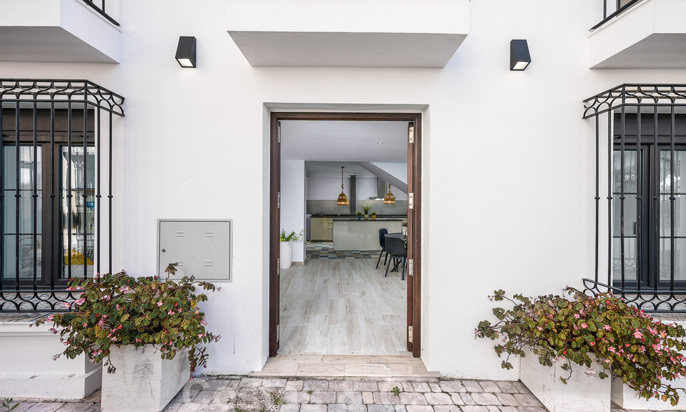 Schitterende townhouse te koop op wandelafstand van alle voorzieningen in het pittoresk oud centrum van Estepona 49846