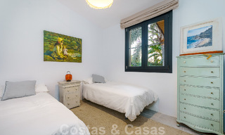 Sfeervolle, karakteristieke villa in Ibiza-stijl te koop met een groot separaat gastenverblijf gelegen in West Marbella 49955 