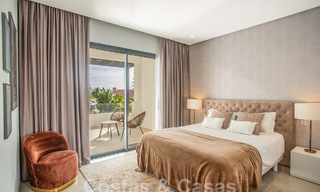 Moderne en luxueuze villa te koop, centraal gelegen op wandelafstand van het strand, beachside op de Golden Mile van Marbella 60487 