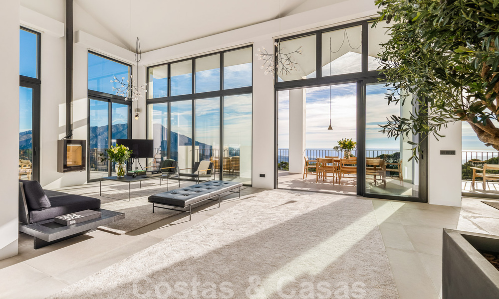 Mediterrane luxevilla te koop met een eigentijdse uitstraling en prachtig zeezicht in het exclusieve La Zagaleta Golfresort, Benahavis - Marbella 49358