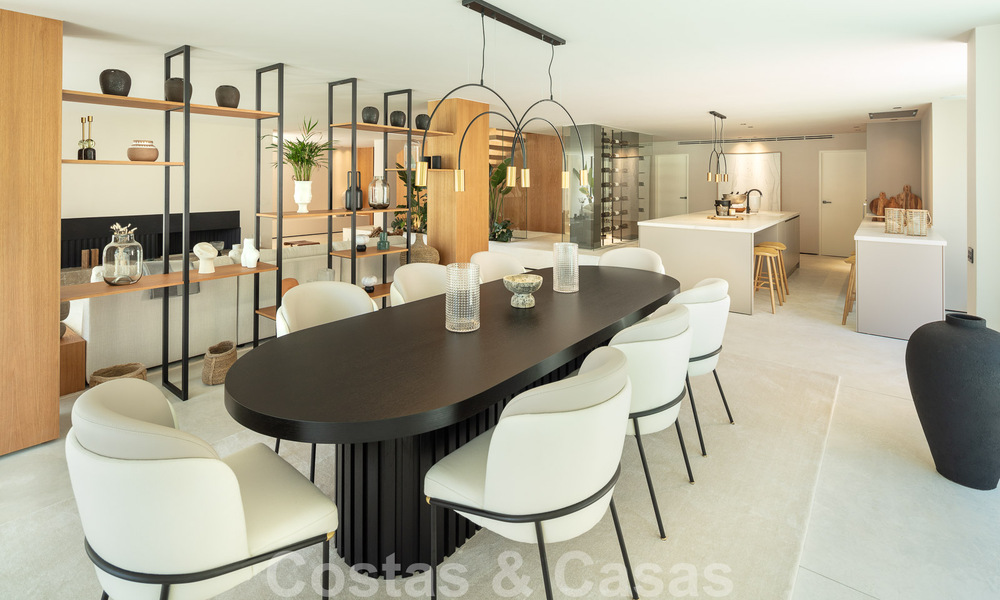 Moderne luxevilla te koop met een eigentijds design, gelegen op korte afstand van Puerto Banus, Marbella 49421