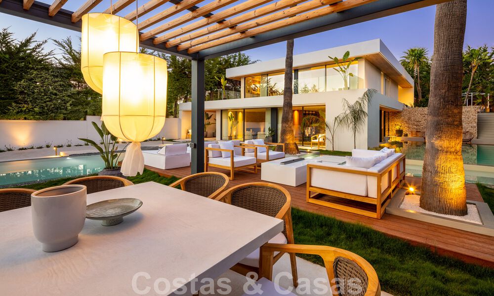 Moderne luxevilla te koop met een eigentijds design, gelegen op korte afstand van Puerto Banus, Marbella 49434
