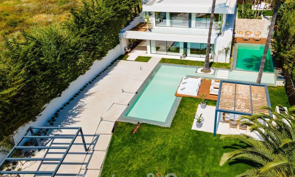 Moderne luxevilla te koop met een eigentijds design, gelegen op korte afstand van Puerto Banus, Marbella 49439