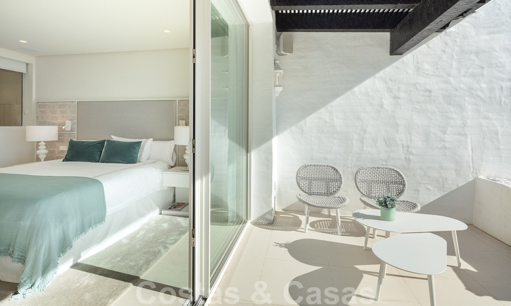 Magnifiek luxe penthouse met ruime terrassen en 4 slaapkamers te koop in Puente Romano, Golden Mile, Marbella 49735