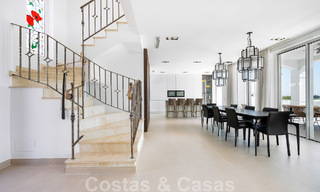 Ruime Mediterrane villa te koop gelegen in een bevoorrechte urbanisatie van Nueva Andalucia, Marbella 50571 