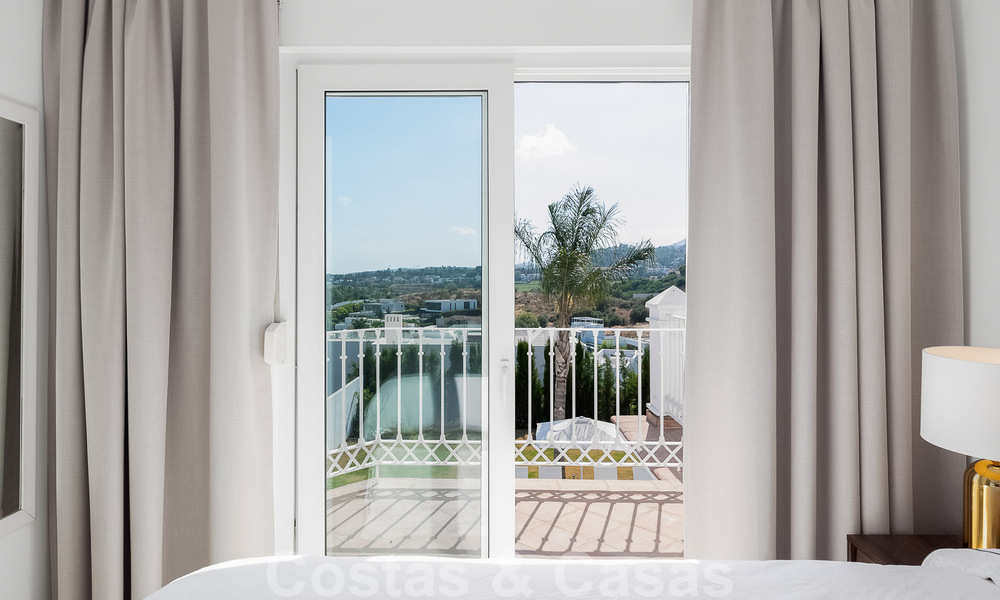 Ruime Mediterrane villa te koop gelegen in een bevoorrechte urbanisatie van Nueva Andalucia, Marbella 50576