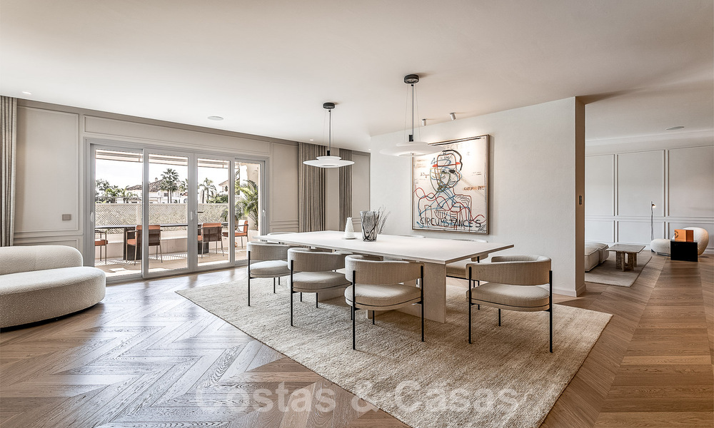 Ruim luxueus appartement te koop met 4 slaapkamers in een exclusief complex, op de prestigieuze Golden Mile, Marbella 50875