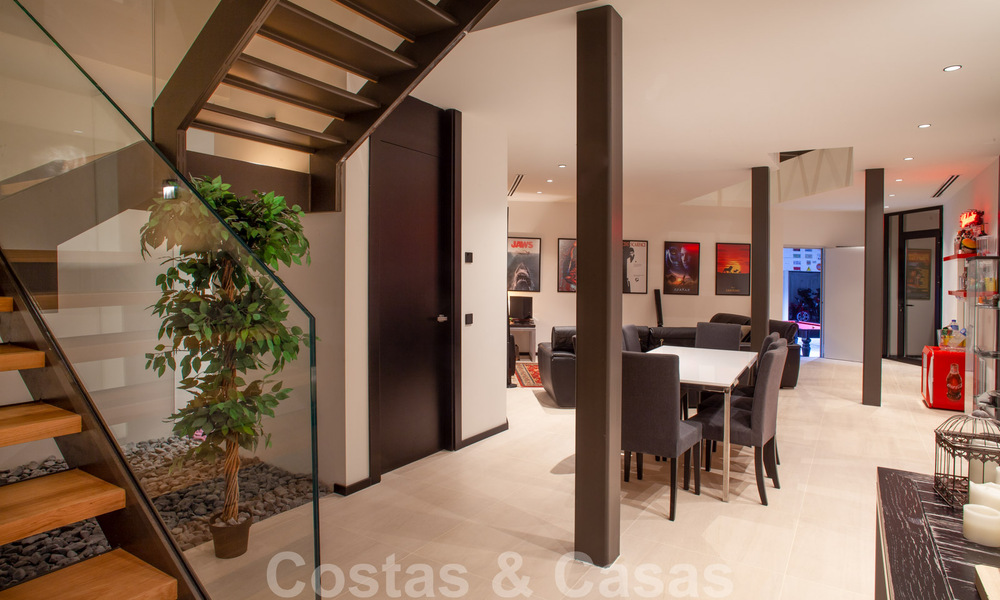 Geavanceerde designervilla in moderne stijl te koop in een afgeschermde wijk in Nueva Andalucia’s golfvallei, Marbella 50643