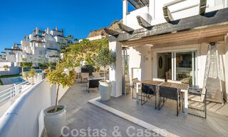 Ruim appartement te koop met ruime terrassen en een onverstoord zeezicht in Benahavis - Marbella 50699 