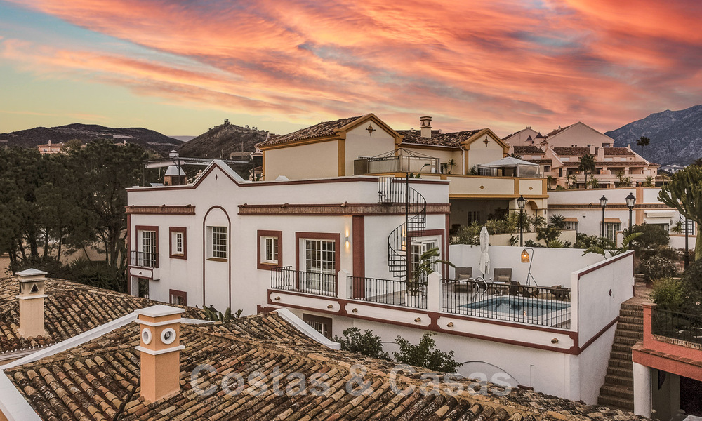 Recent gerenoveerde villa te koop, met panoramisch zeezicht gelegen in het begeerde Nueva Andalucia, Marbella 51344