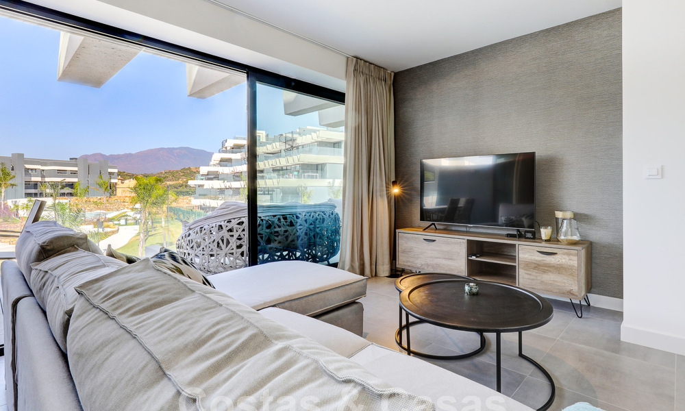 Instapklaar, modern 3-slaapkamer appartement te koop in een golfresort op de New Golden Mile, tussen Marbella en Estepona 50809