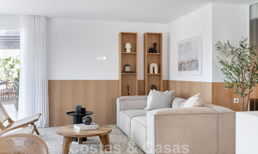 Volledig gerenoveerd appartement te koop, met een groot terras, op wandelafstand van voorzieningen en zelfs Puerto Banus, Marbella 51473