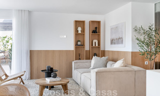 Volledig gerenoveerd appartement te koop, met een groot terras, op wandelafstand van voorzieningen en zelfs Puerto Banus, Marbella 51473 